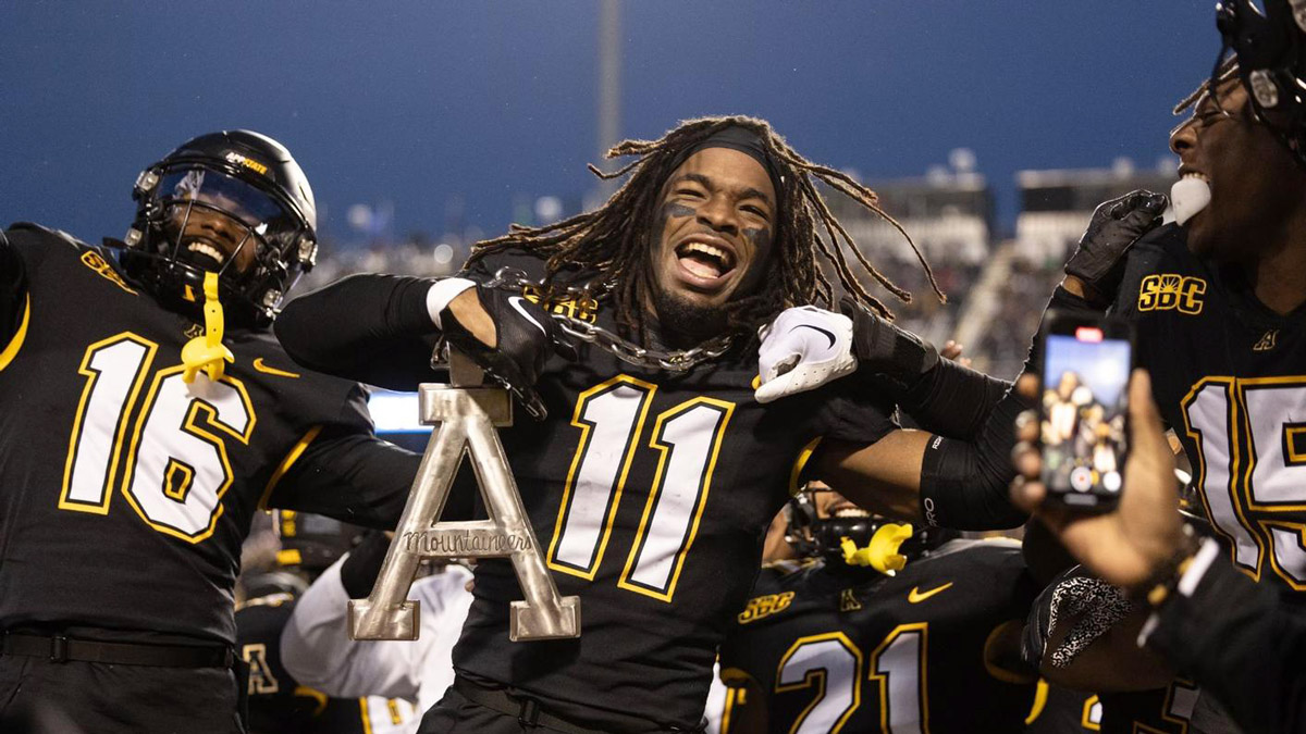 Appalachian State ends unbeaten run by No. 18 James Madison 26-23 in  overtime