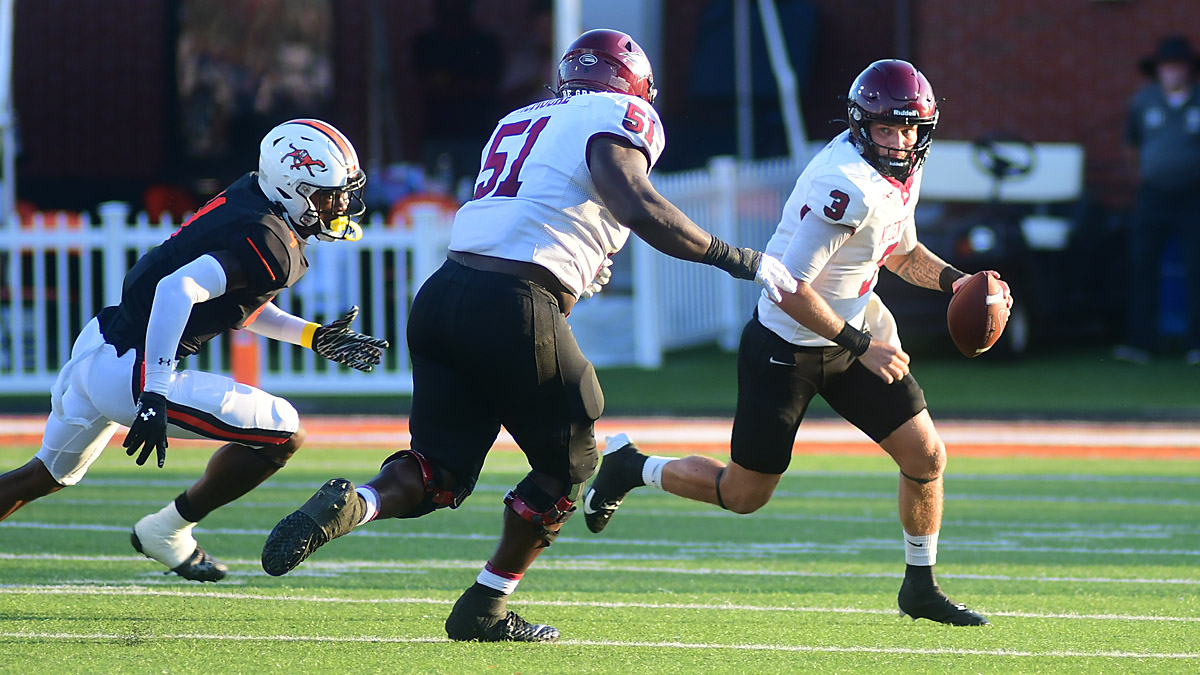 North Carolina Central quarterback Walker Harris