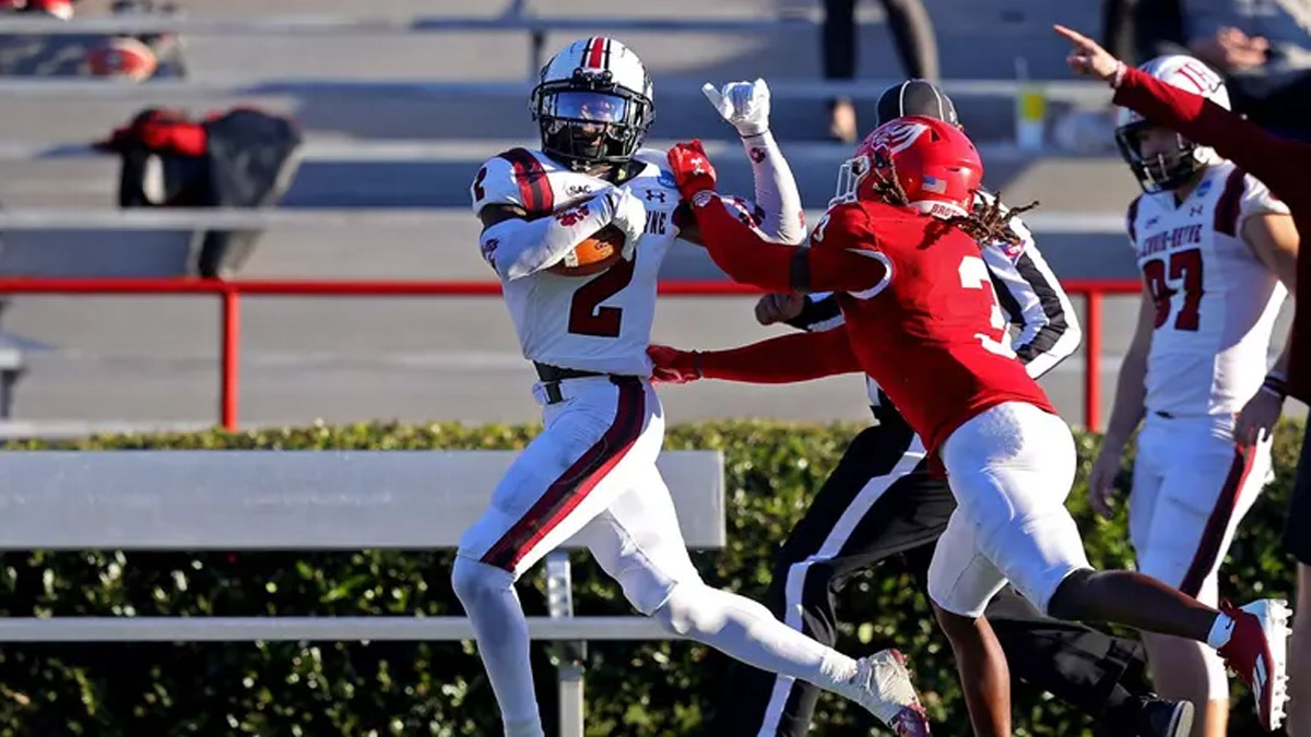 Lenoir-Rhyne wide receiver Adonis McDaniel hauls in a pass against West Alabama in the D2 playoffs.