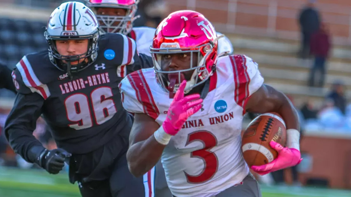 Virginia Union's Jada Byers carries against Lenoir-Rhyne in the D2 playoffs