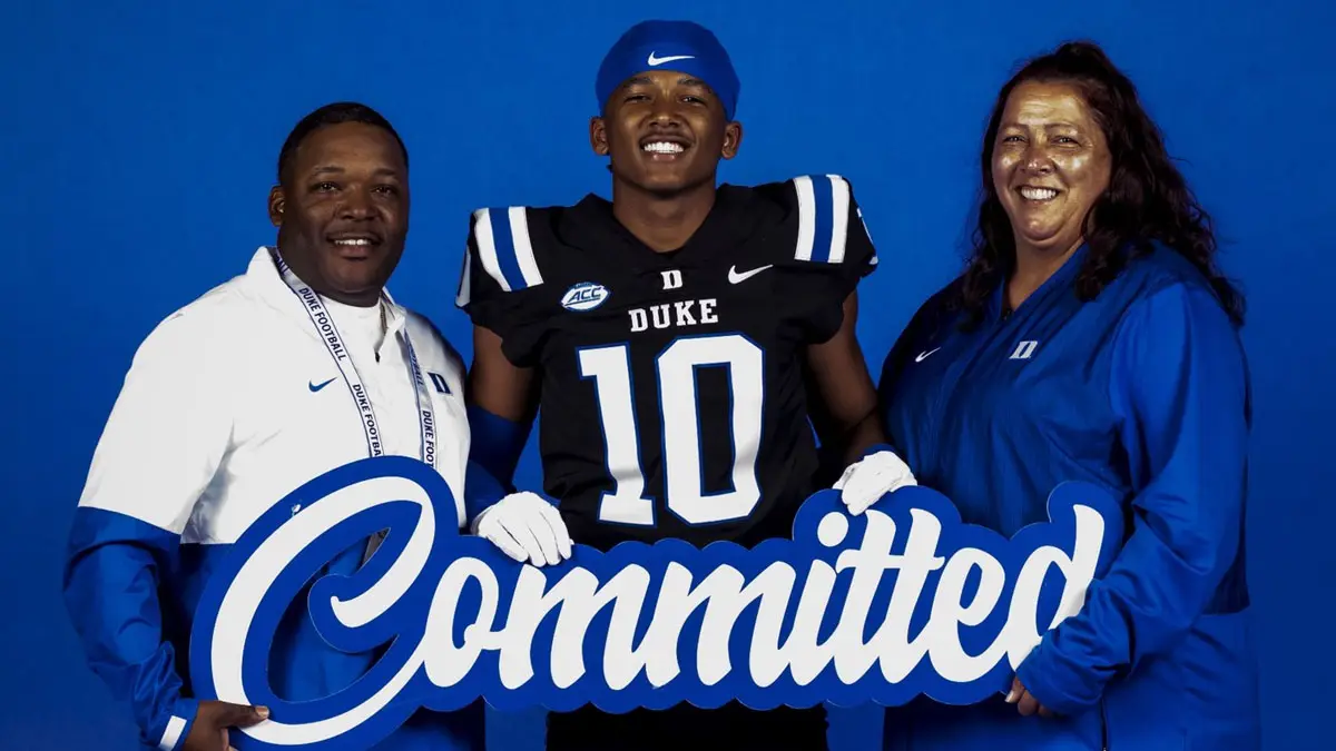 Crest High's Lyrik Pettis announces his commitment to Duke football with family.