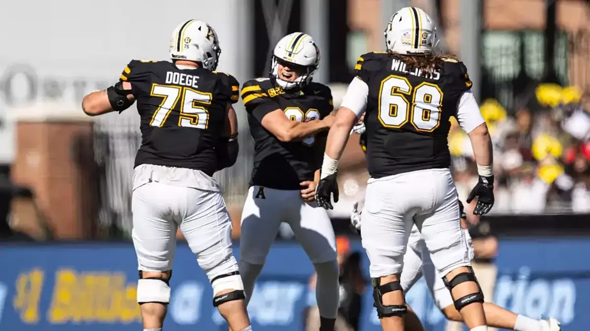 App State kicker Dominic De Freitas was named Sun Belt Special Teams player of the week following the Mountaineers' win over Oregon State.